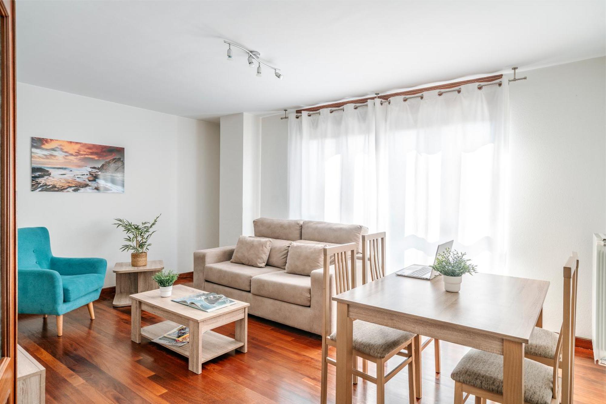 Apartamentos Alday Maliano Bagian luar foto