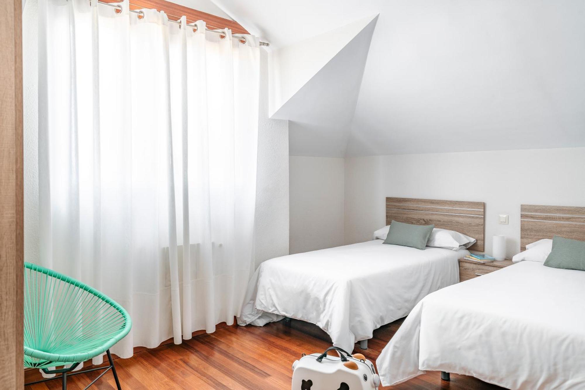 Apartamentos Alday Maliano Bagian luar foto