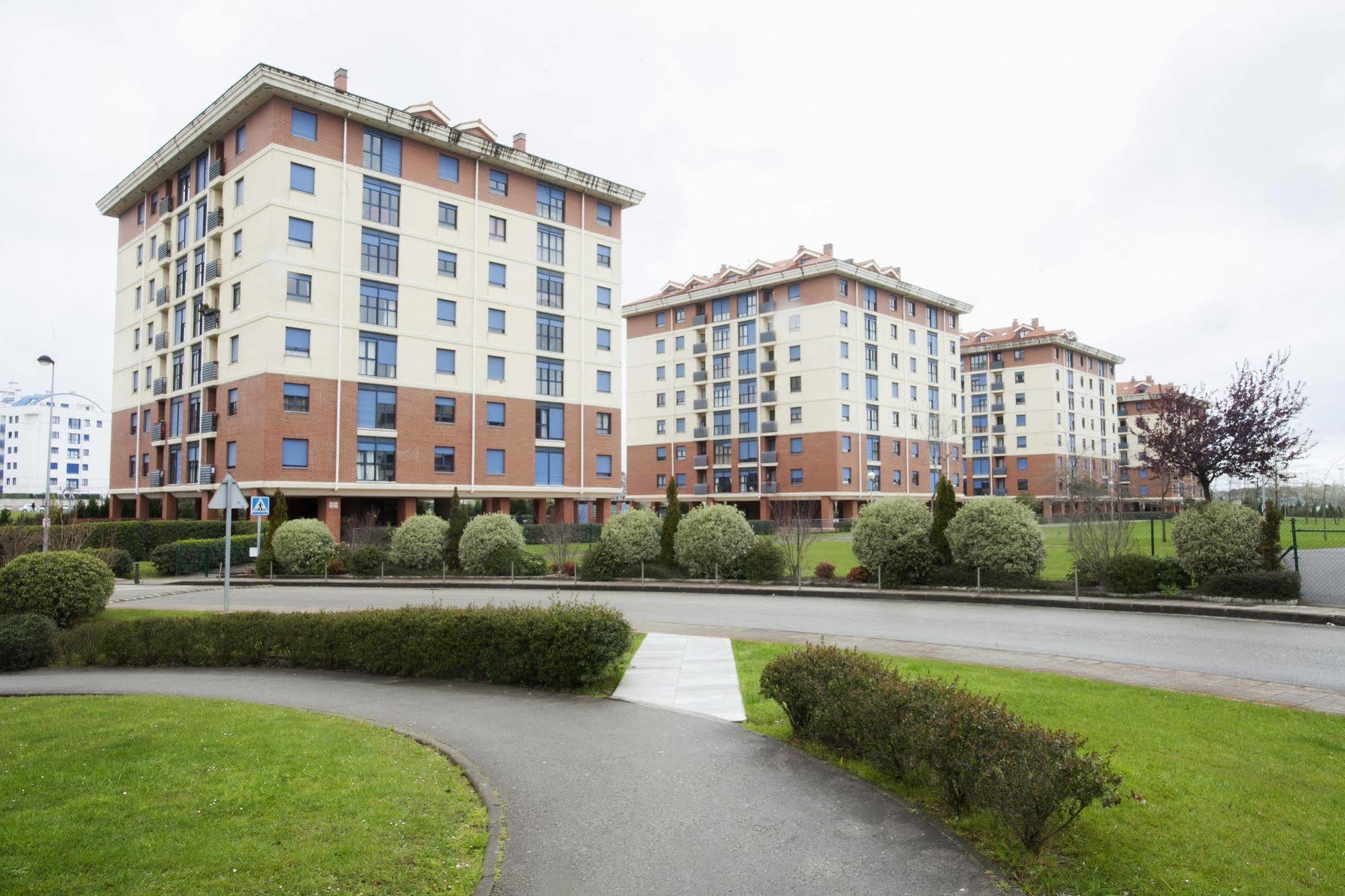 Apartamentos Alday Maliano Bagian luar foto